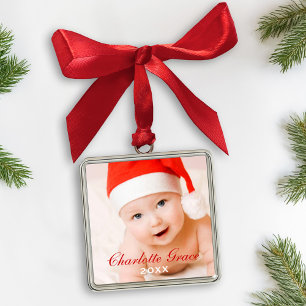 Ornamento De Metal Primeiro Natal da Criança Monograma Vermelho Foto