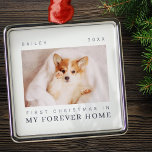 Ornamento De Metal Primeiro Natal de Pet em Quic Moderno para sempre<br><div class="desc">Design é composto por tipografia quic moderna com sans serif e serif font. Adicione uma foto personalizada do animal de estimação adotado e do ano.</div>