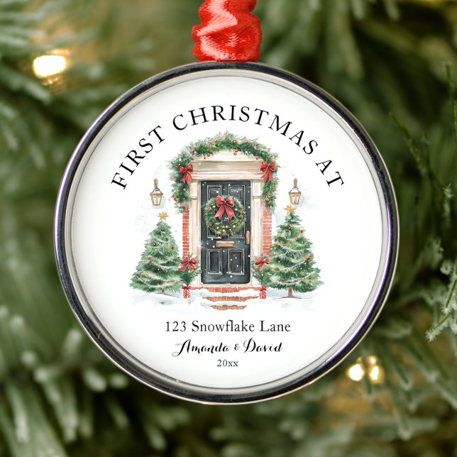 Ornamento De Metal Primeiro Natal Personalizado Em Nossa Nova Casa (Criador carregado)