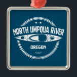 Ornamento De Metal Rio Umpqua Norte Oregon Kayak<br><div class="desc">O rio Umpqua do Norte é um afluente do rio Umpqua,  com cerca de 106 milhas de extensão,  no sudoeste do Oregon. Drena uma área cênica e robusta da Cordilheira de Cascata a sudeste de Eugene.</div>