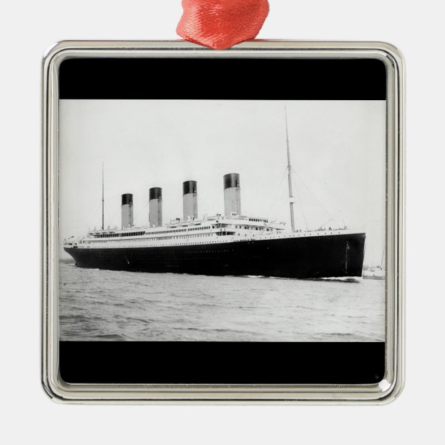 Ornamento De Metal RMS Titanic Passenger Liner (Frente)