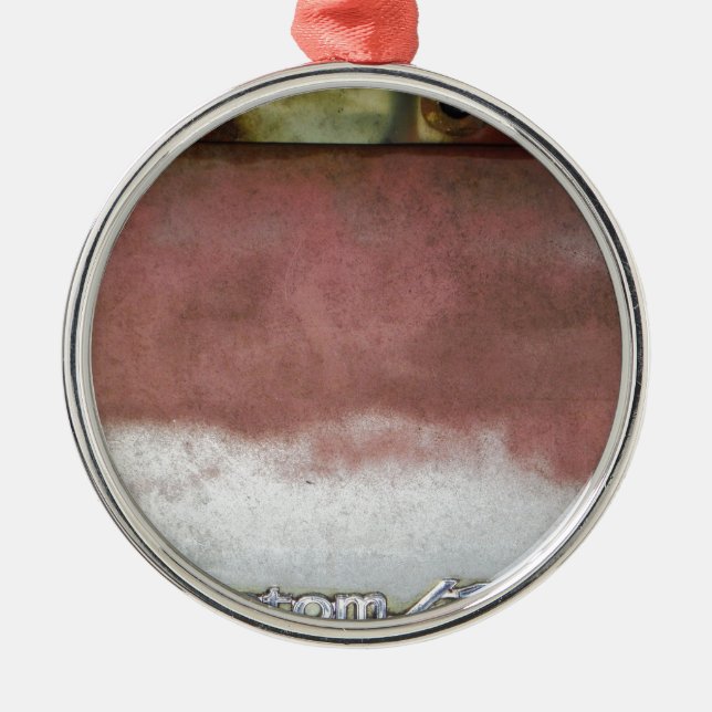 Ornamento De Metal rosa e branco deluxe personalizados (Frente)