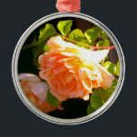 Ornamento De Metal Rosas de Pêssego do País<br><div class="desc">Rosas coloridas de pêssego da moda romântica - foto de H Cooper</div>