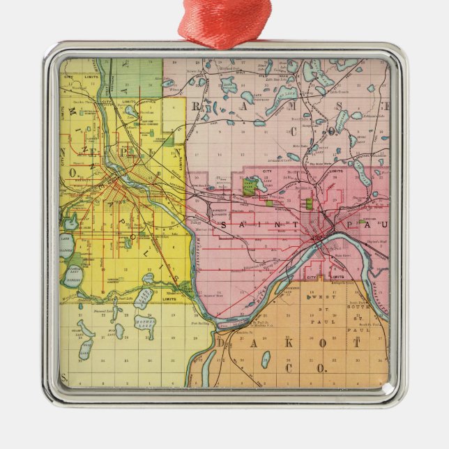 Ornamento De Metal Ruas. Paul, Minneapolis, Minnesota (Frente)