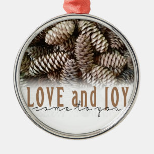 Ornamento De Metal Rustic Holiday Love and Joy Pine Cone