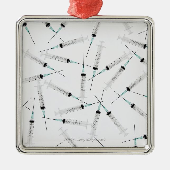 Ornamento De Metal Seringas 2 (Frente)