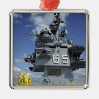 Ornamento De Metal Serviços aéreos de marinheiros testam o sistema de