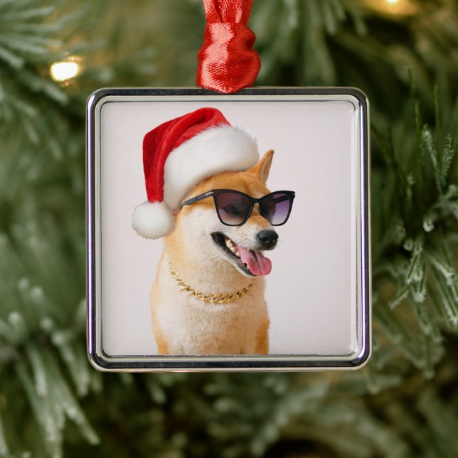 Ornamento De Metal Shiba Inu dog in Santa Claus red hats (Árvore)