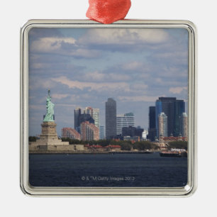 Ornamento De Metal Skyline com estátua da liberdade