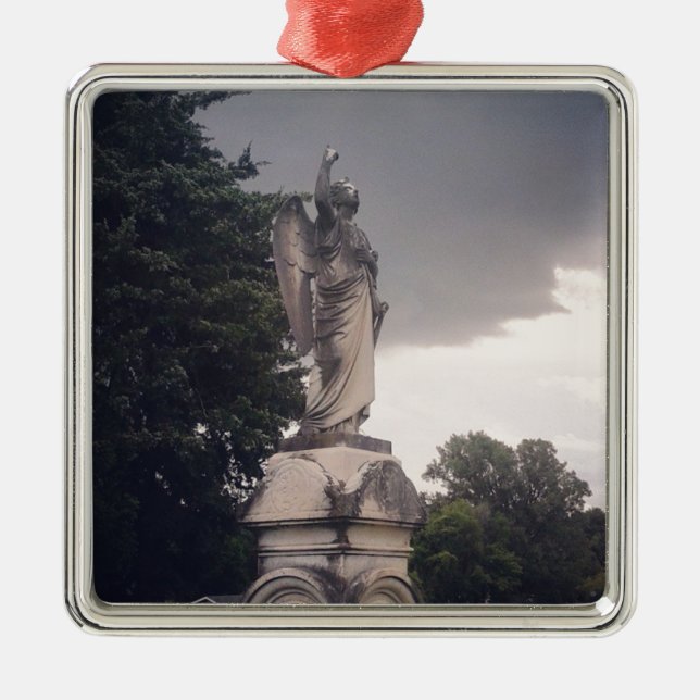 Ornamento De Metal Stormy Day Angel (Frente)