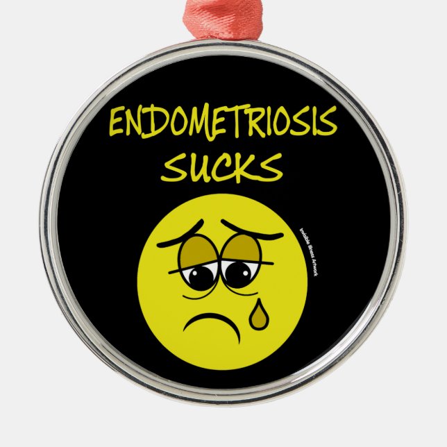 Ornamento De Metal SUCKS... Endometriose (Frente)