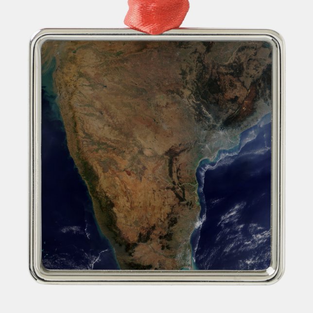 Ornamento De Metal Sul da Índia 2 (Frente)