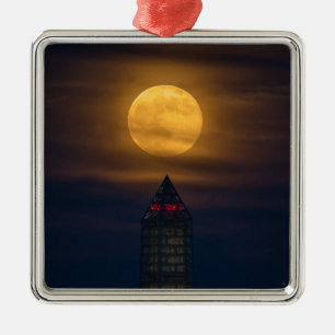 Ornamento De Metal Supermoon sobre o monumento de Washington