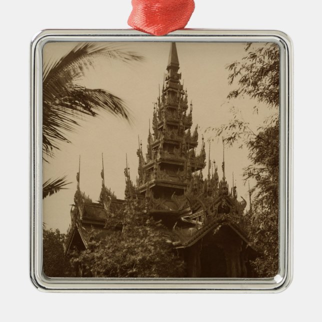 Ornamento De Metal Templo em Mandalay, Burma, final do século XIX (Frente)