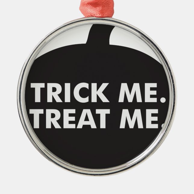 Ornamento De Metal Trick Me Tratar, Preto Branco (Frente)