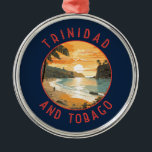 Ornamento De Metal Trinidad e Tobago Caribe o Círculo em Dor<br><div class="desc">Trinidad e Tobago retro vetor viagem design. Trinidade e Tobago é conhecida por suas praias,  cultura e vida selvagem. O país é considerado um dos mais prósperos e industrializados do Caribe.</div>