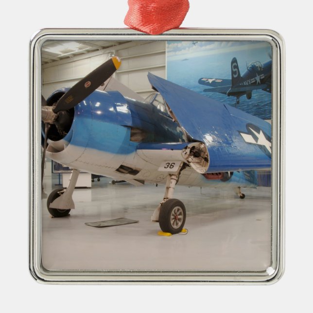 Ornamento De Metal Um avião de combate da segunda guerra mundial do (Frente)