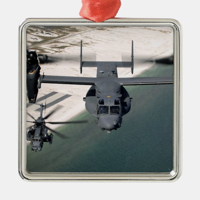 Ornamento De Metal Um CV-22 Osprey e um MH-53 Pave Baixo (Frente)