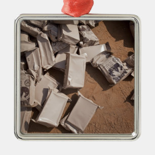 Ornamento De Metal Uma pilha das refeições prontos para comer