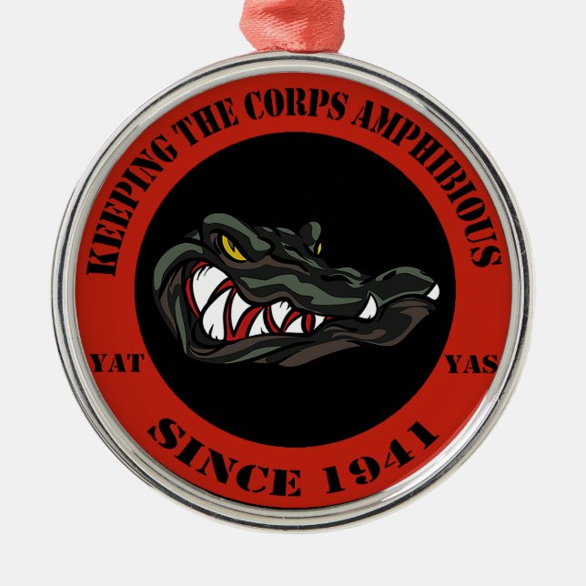 Ornamento De Metal Vermelho 1941 (Frente)