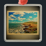 Ornamento De Metal Viagens vintage Ornada da Irlanda<br><div class="desc">Um ornamento legal ao estilo da Irlanda,  que apresenta a costa irlandesa com penhascos,  oceanos e céu azul.</div>