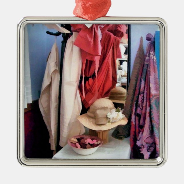 ORNAMENTO DE METAL VICTORIAN ENGLAND (Frente)