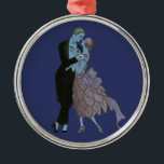 Ornamento De Metal Vintage Art Deco Newlyweds, Love Wedding Dance<br><div class="desc">Criado com um plano de fundo claro para que você possa alterar a cor do plano de fundo para qualquer cor do código hexano, basta clicar no botão "personalizar" para alterar a cor. Imagem romântica de ilustração falsa, mostrando um homem e uma mulher vestidos em baile formal, dançando à luz...</div>