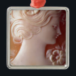 Ornamento De Metal Vintage Cameo Women silhouette<br><div class="desc">Uma antiga romântica - imagem de uma bonito Senhora Vitoriana - delicada detalhe de filigrana.</div>