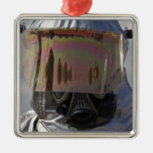 Ornamento De Metal Vista aproximada de um bombeiro