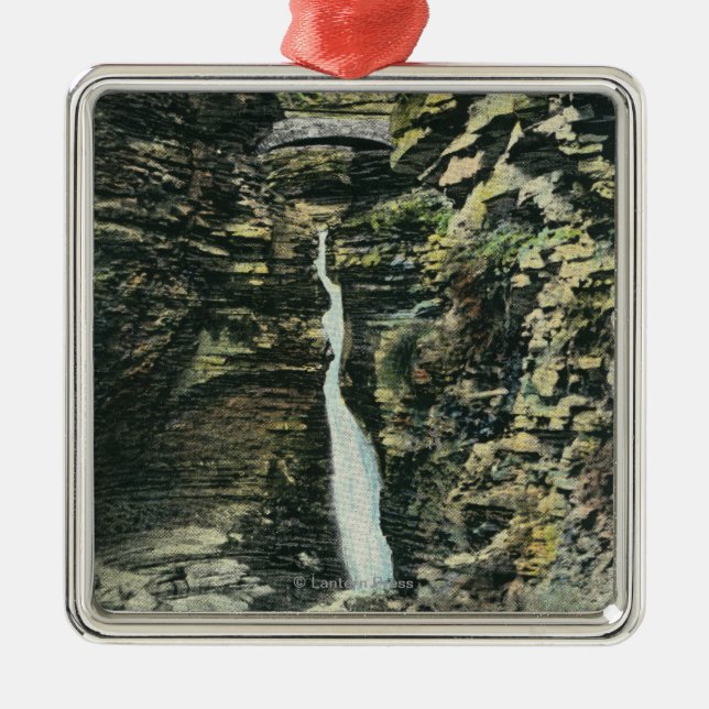 Ornamento De Metal Vista da cascata central (Frente)