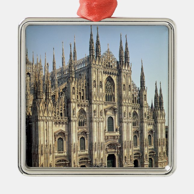 Ornamento De Metal Vista da fachada, começada 1386 (Frente)