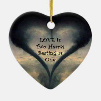 Ornamento do coração do furacão