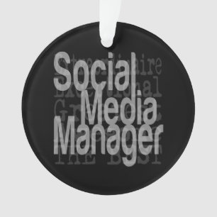 Ornamento Extraordinário do Social Media Manager