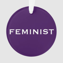 Ornamento Feminista, texto em negrito sobre púrpura clara e