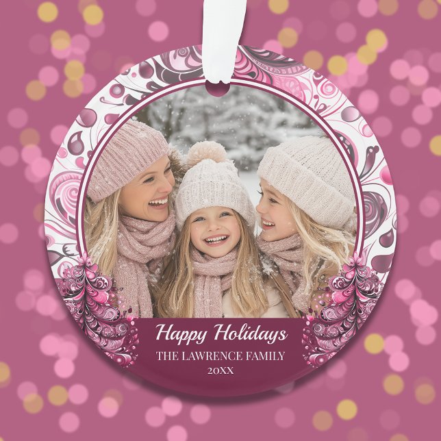 Ornamento Foto de Natal rosa, personalizada (Pink Christmas Photo Whimsical Custom Ornament)