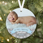 Ornamento Foto do primeiro Natal Light Blue Baby Boy<br><div class="desc">A faixa "Meu Primeiro Natal" e design de ornamento de fotos de borda de flocos de neve podem ser personalizados com o nome do bebê e o ano de nascimento. Inclui uma segunda foto no verso. Azul claro,  cinzas e cores brancas.</div>