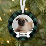 Ornamento Foto Personalizada De Cachorro De Pet Puppy Xadrez<br><div class="desc">Personalize este caçador festivo verde e preto design de ornamento de xadrez de verificação de búfalos com uma foto do seu filhote com o primeiro nome no nome do monograma do cão. Um presente de excelente para amantes de cachorros, para celebrar o primeiro Natal de um filhote ou para estimar...</div>