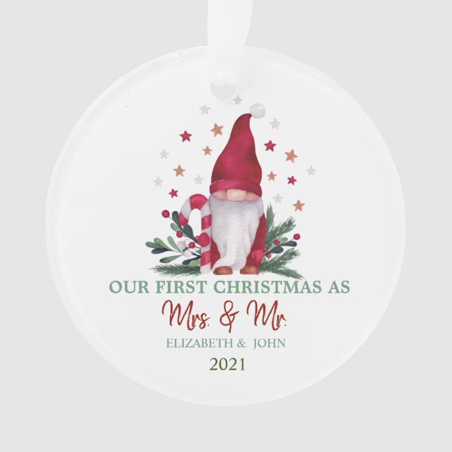 Ornamento Gnome Pine Tree Branch Nosso Primeiro Natal (Frente)