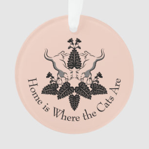 Ornamento Gráfico de Gatos e Silhuetas de Apanho