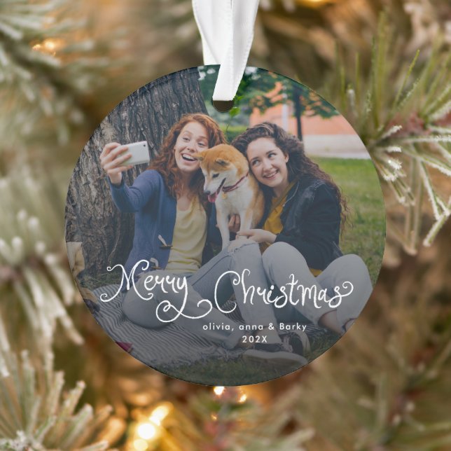 Ornamento Merry Christmas Whimsical Script Family Photo Dog (Árvore)
