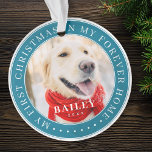 Ornamento Meu Primeiro Natal para sempre - Foto Moderna de P<br><div class="desc">Este design simples e clássico é composto por tipografia serif e adiciona uma foto personalizada. "Meu Primeiro Natal em minha casa para sempre" rodeia a foto personalizada.</div>