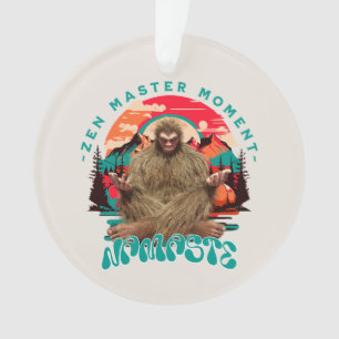 Ornamento Momento do Mestre Zen Bigfoot Arte Retro de Medita