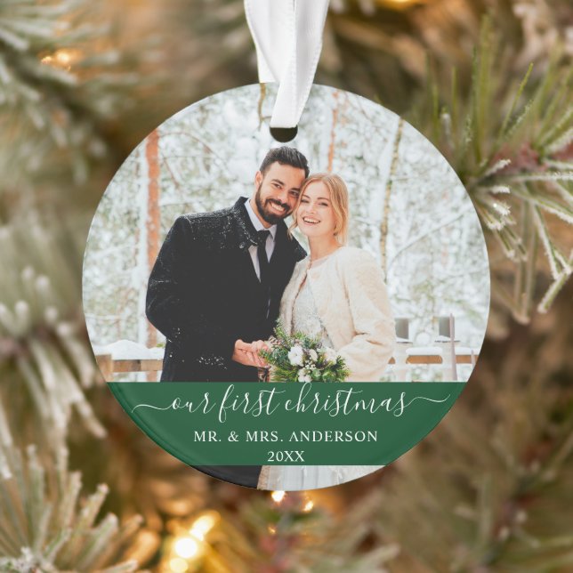 Ornamento Na moda Script do Nosso Primeiro Verde Natal (Árvore)