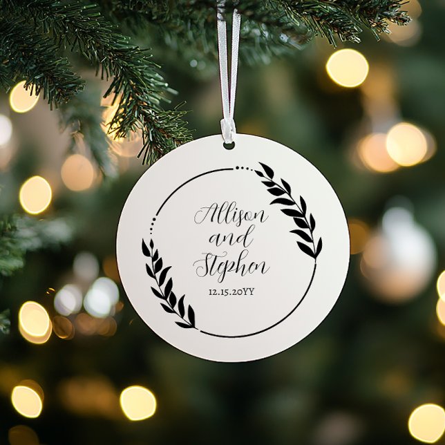 Ornamento Nomes de casal | Data de Casamento Fotomia (Couple Wreath with Names Wedding Date Photo Keepsake Ornament)