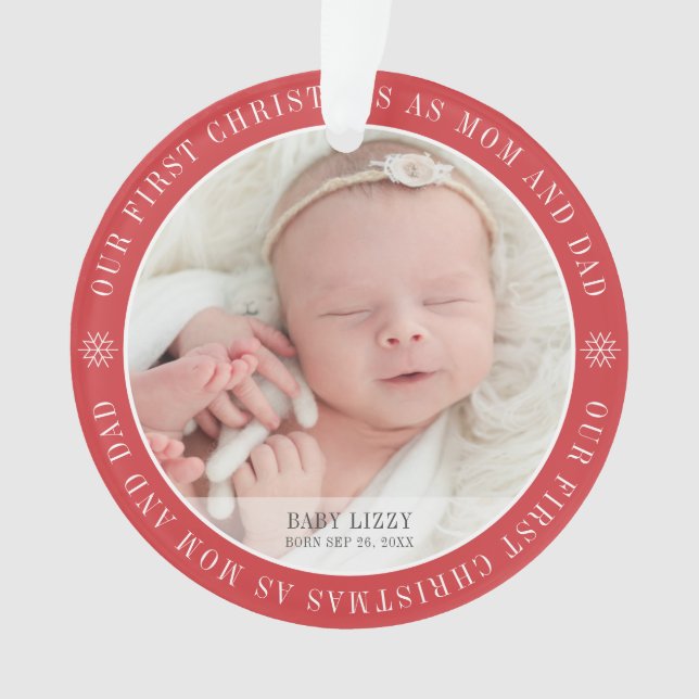 Ornamento Nosso Primeiro Natal Como Mãe E Pai Moderno Duas F (Frente)
