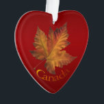 Ornamento Ofertas Personalizadas do Canadá para Souvenir do<br><div class="desc">Canadiano Souvenir Ornaments Personalizados Canada Maple Leaf Ornaments Personalizáveis Canada Decorations & Christmas Canada Gifts for Men, Women, Kids, Home Office & Viagem Romanic Your Name Here Canada Souvenir Ornaments Beauful Red Maple Decoration Keepsasasair Design pelo artista canadense Kim Hunter. Consulte o site http://www.kimhunter.ca para obter mais informações sobre Ornaments...</div>
