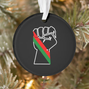 Ornamento orgulho negro punho vermelho verde bandeira pan-af