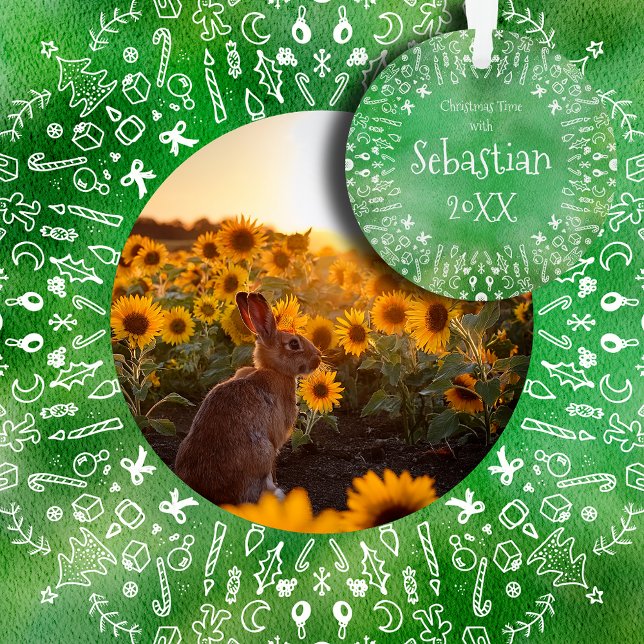 Ornamento Sunflowers and  Rabbit on Green Christmas Ornament (Criador carregado)