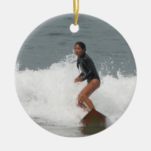 Ornamento surfando da menina (Frente)