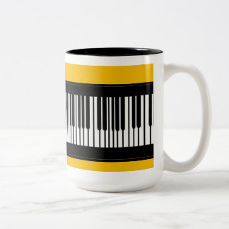 Os copos & as canecas originais projetaram por